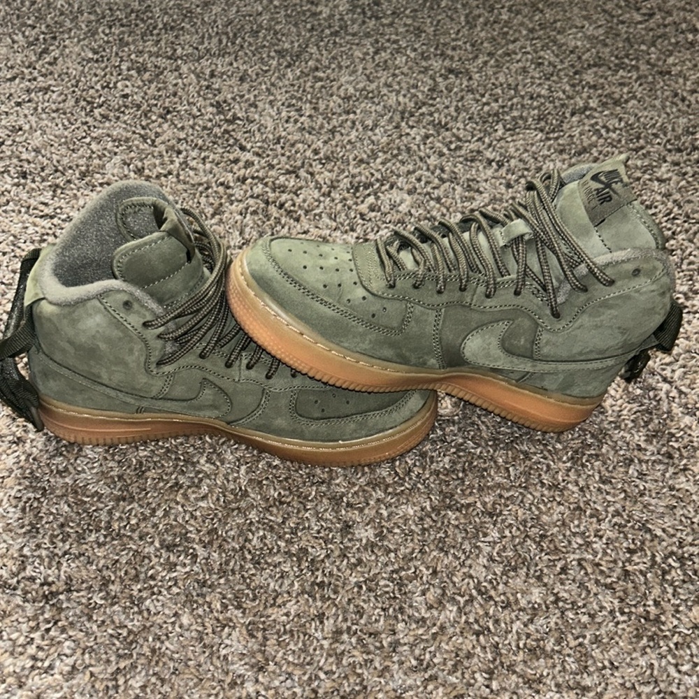 AIR FORCE 1 HIGHS (GRADE SCHOOL)